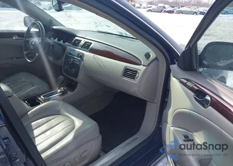 2008 Buick Lucerne Cxs z USA, uszkodzony, nr VIN 1G4HE57Y78U156923